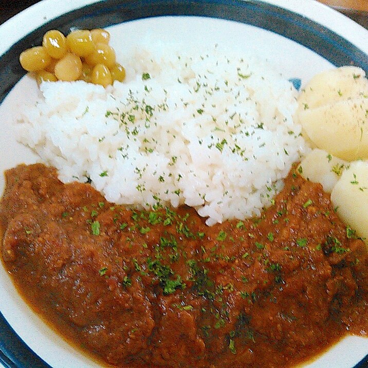 玉ねぎペーストとたっぷり挽き肉のカレー